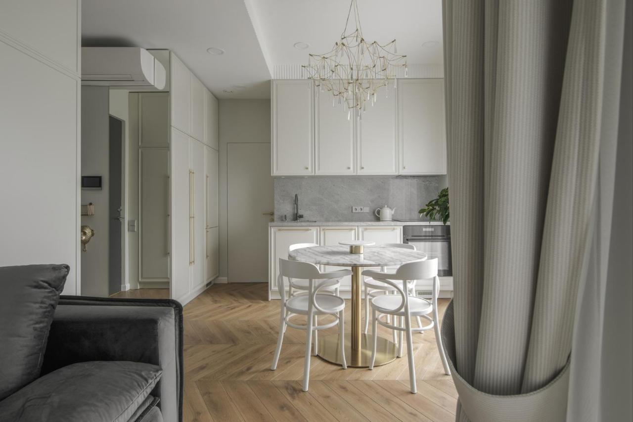 Ivis House - Classical With Balcony In Old Town Lejlighed *